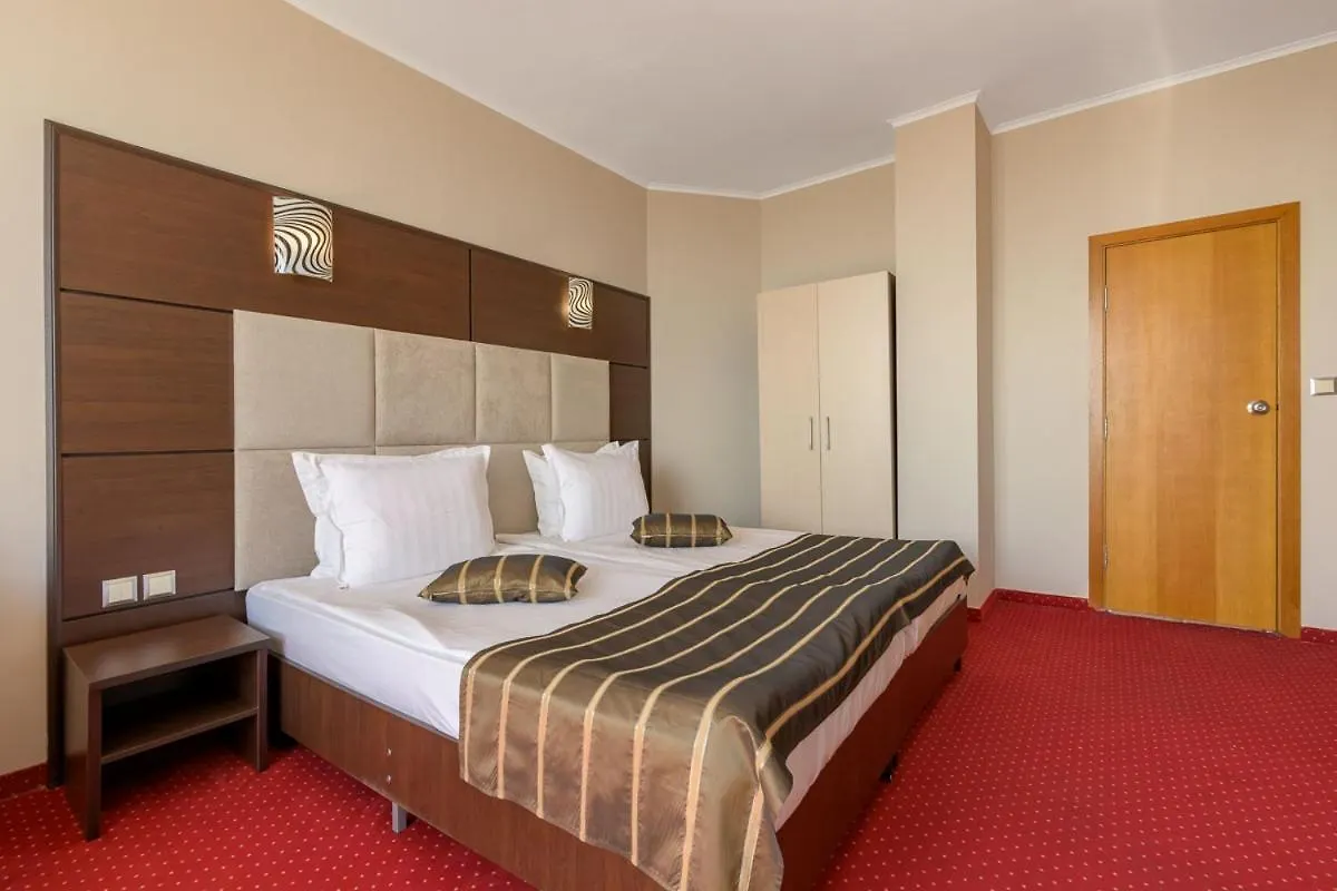 Hotel Rеgina Złote Piaski 4*,